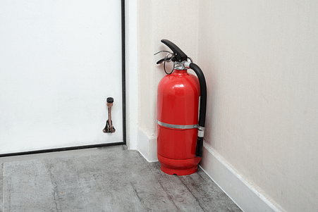 DO I NEED A FIRE EXTINGUISHER AT HOME